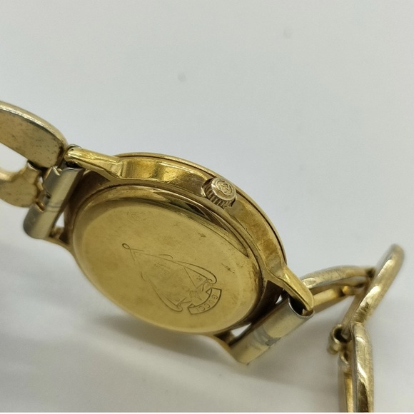 Sale‼️Gucci Watch Authentic   3000 25mm Women's Greens X Gold -Preowned As Is - Picture 8 of 8